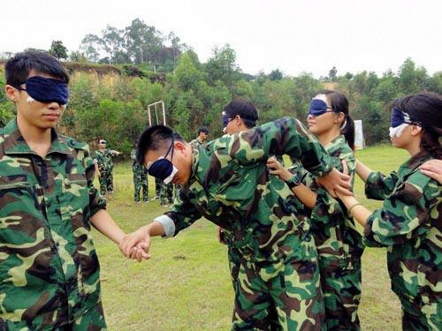 山東國康軍事管理強化團隊凝聚力-棗莊警校拓展訓練 山東國康軍事管理強化團隊凝聚力-棗莊警校拓展訓練